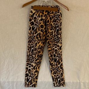 Liquido yoga pants tiger print says size medium but fits like a small imo